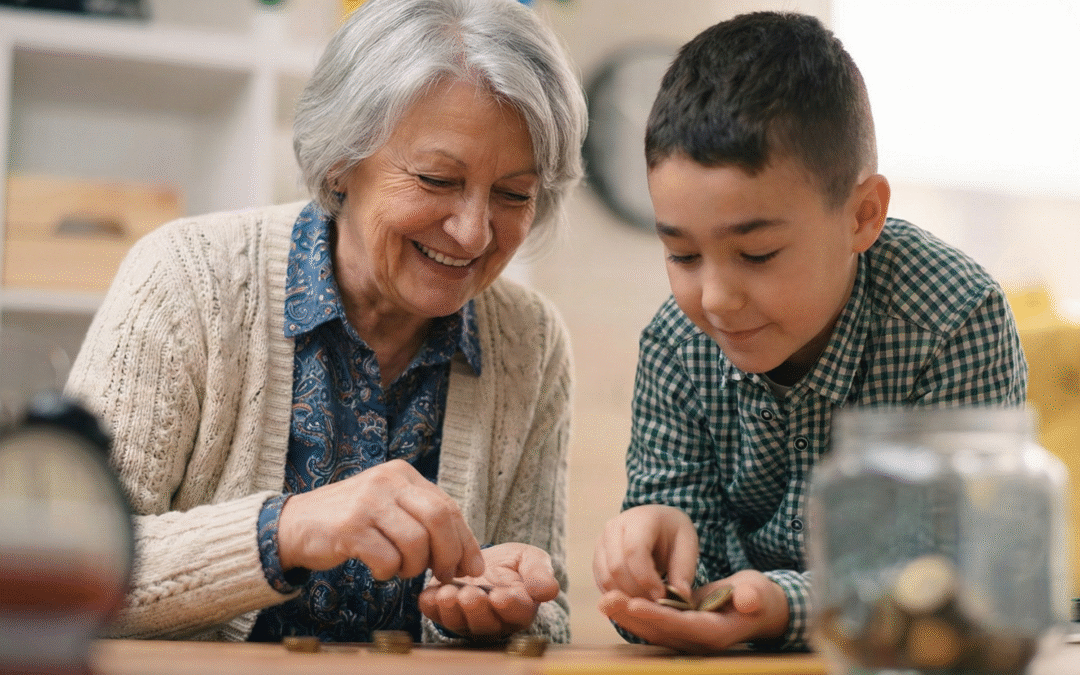 Cómo enseñar a tu hijo a administrar su dinero este verano